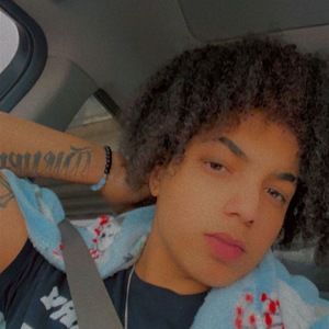 Meet your Posher, Imani